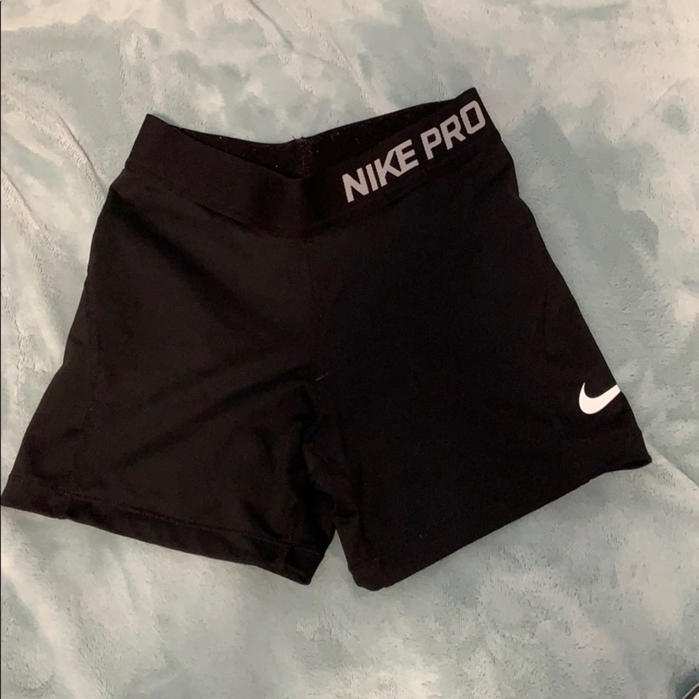 Girls Nike Pro Spandex Shorts